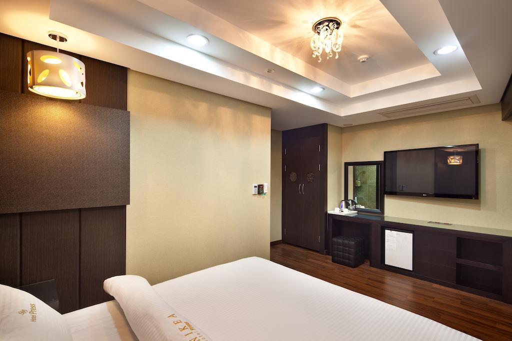 Press Hotel بوسان الغرفة الصورة